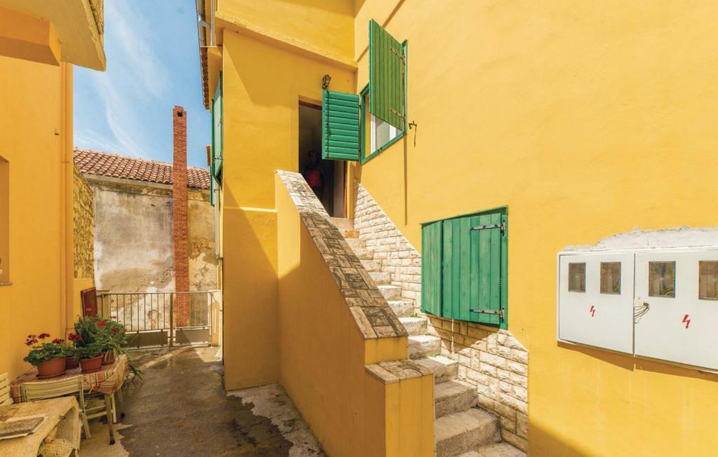 Apartment Diana - Great Location, Cosy 2 Bedroom, 2 Bathroom Apt Kukljica Exterior photo