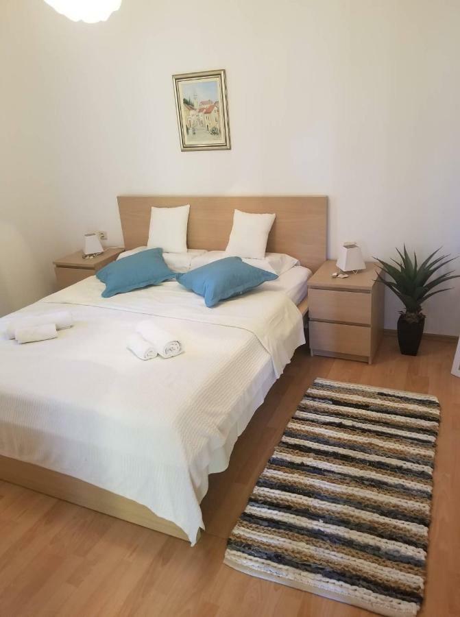 Apartment Diana - Great Location, Cosy 2 Bedroom, 2 Bathroom Apt Kukljica Exterior photo